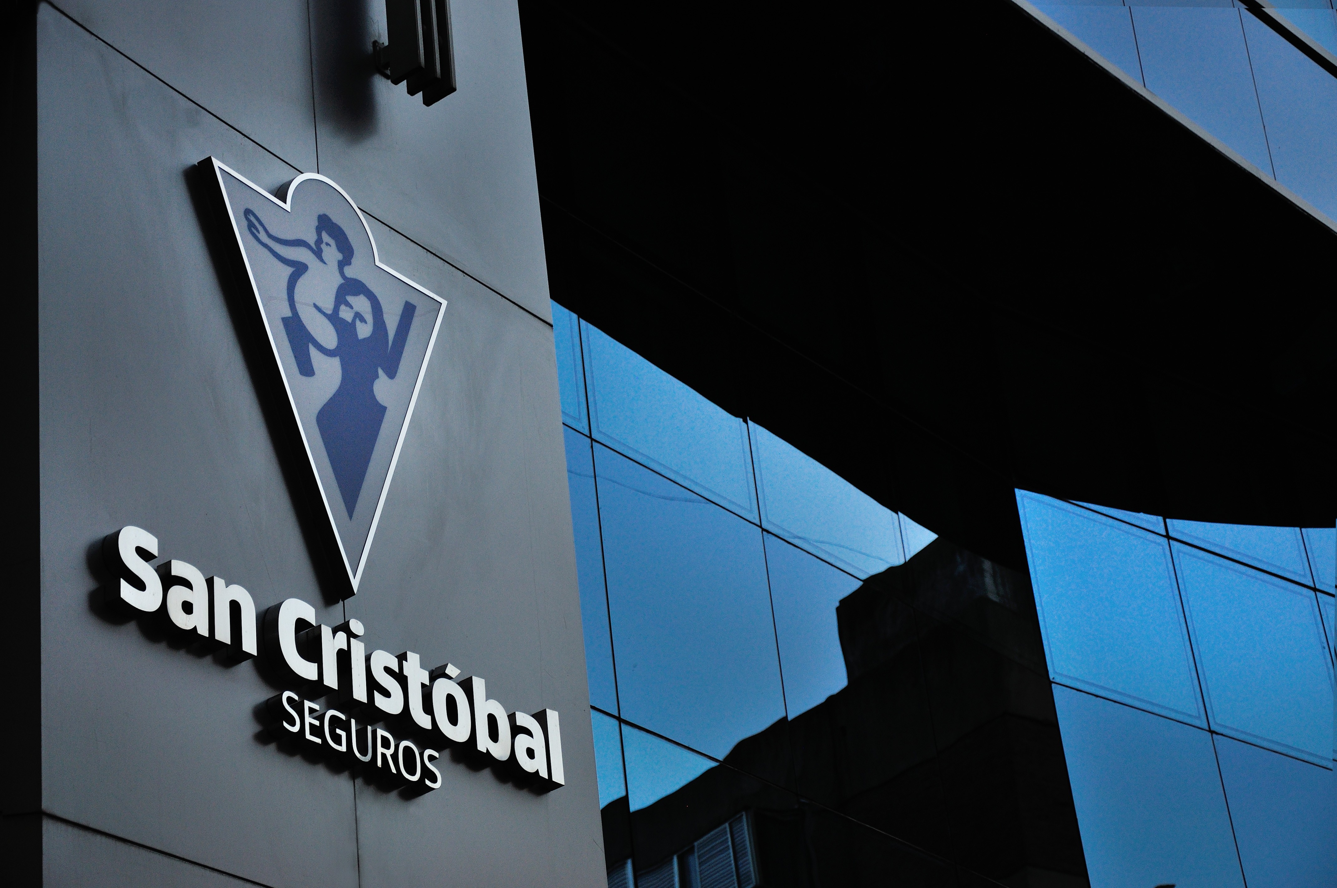 San Cristóbal Seguros continúa acompañando a los Productores Asesores de Seguros (PAS) de todo el país en su desarrollo del canal digital. Para ello, lanzó una importante alianza con la agencia Leadaki, Google Partner Premier y especialistas en Marketing Digital que redobla la apuesta en este proyecto.