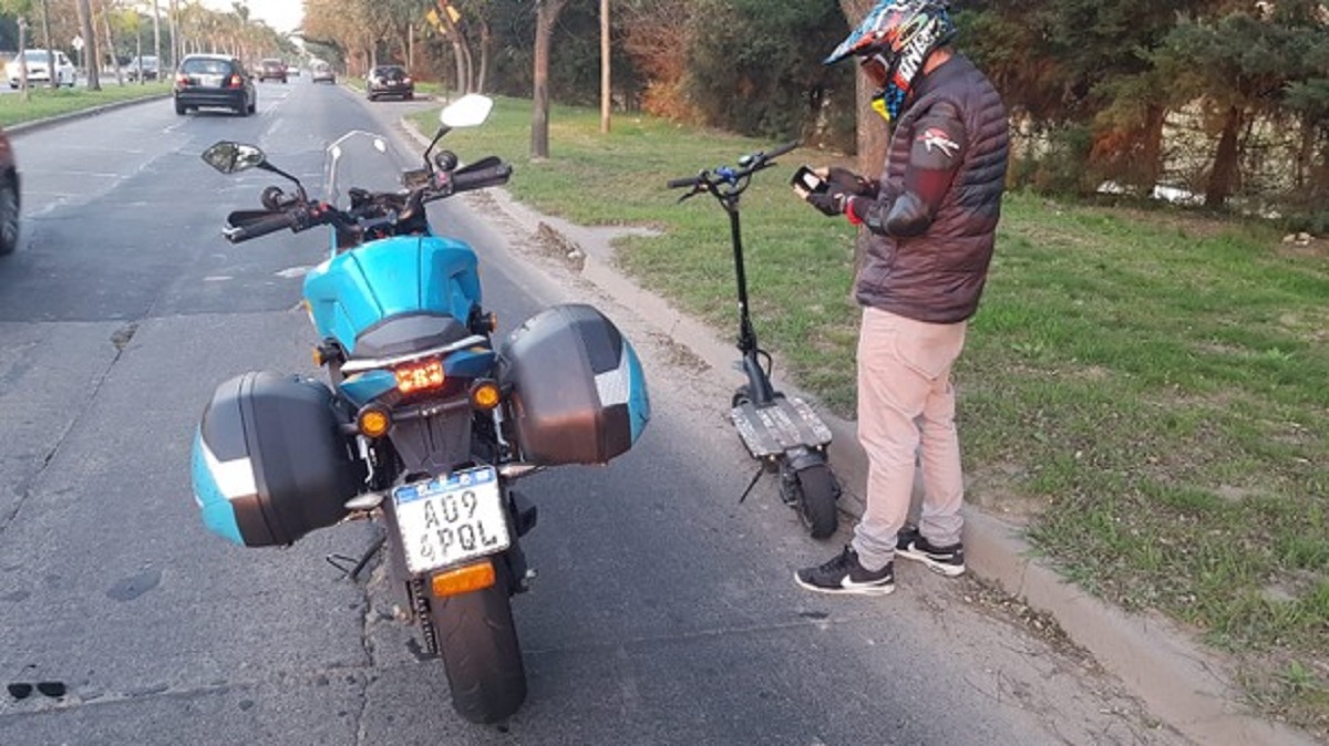 En el marco del notable crecimiento del uso de este tipo de transporte, con una cifra actual que asciende a 7 millones de motos en circulación, la ANSV convoca a motociclistas...