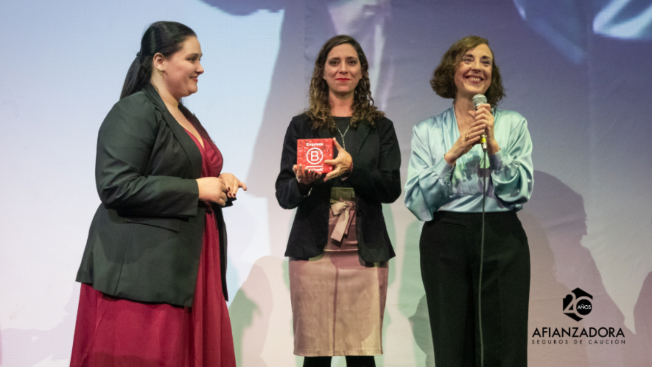 La empresa líder en Seguros de caución cumplió dos décadas brindando soluciones confiables, innovadoras y sustentables y lo celebra con su certificación.