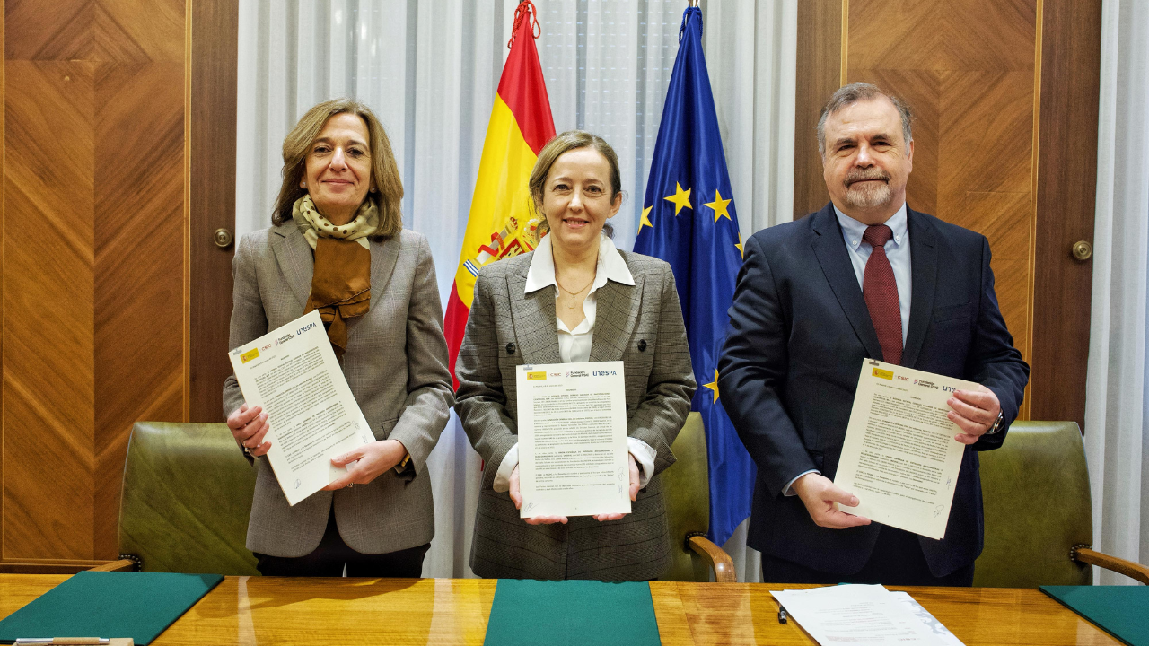 La campaña, liderada por el investigador Antonio Alcamí, del Centro de Biología Molecular Severo Ochoa, pretende determinar la extensión del patógeno en aves y mamíferos marinos.