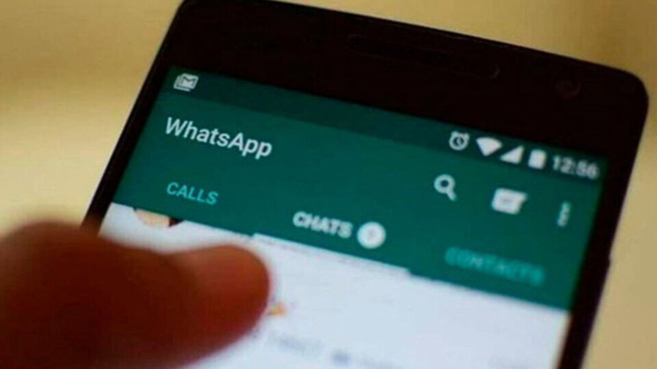 El organismo estatal detectó una serie de maniobras fraudulentas que incluyen comunicaciones falsas por WhatsApp y teléfonos personales.