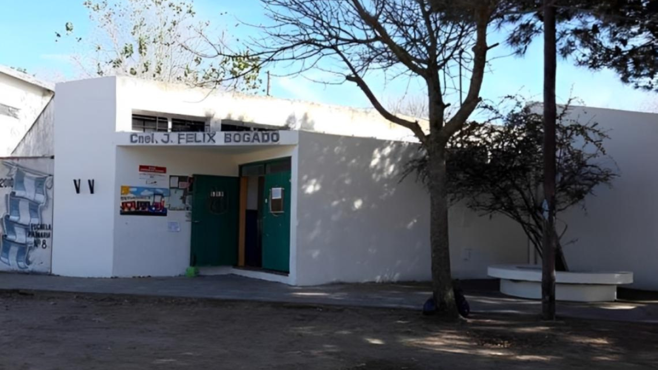 El episodio ocurrió cuando el chico tenía 10 años en la Escuela Primaria Nº 8 de Mar de Ajó.
