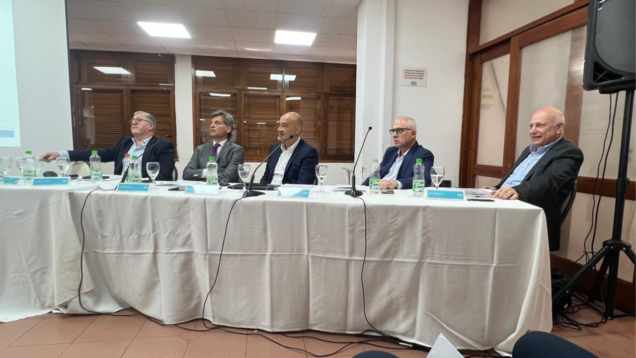 La Asociación de Aseguradoras del Interior de la República Argentina llevó adelante su Asamblea Anual, en la que los representantes de las entidades asociadas compartieron el balance del primer año de gestión bajo la presidencia de Diego Guaita.