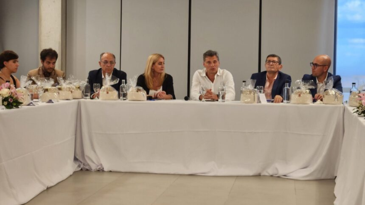 Con la participación de las 22 asociaciones que conforman FAPASA, más de 50 referentes se reunieron para evaluar el año, proyectar acciones para 2026.