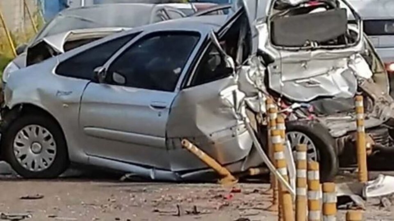 Venía a gran velocidad y arrastró a los vehículos que estaban parados. Hubo al menos tres heridos. No se reportaron víctimas fatales.