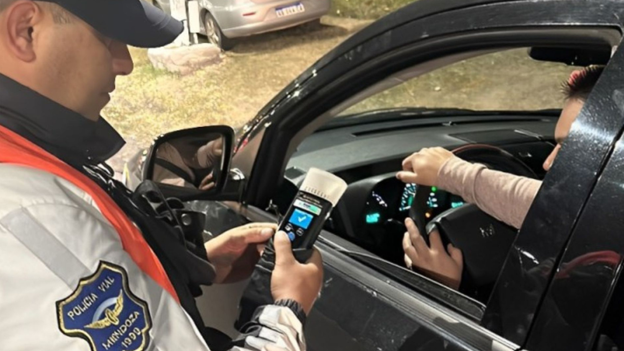 Ocurrió durante la noche de este domingo en Luján, donde el conductor presentaba un nivel de alcohol en sangre de 2.00 g/L.