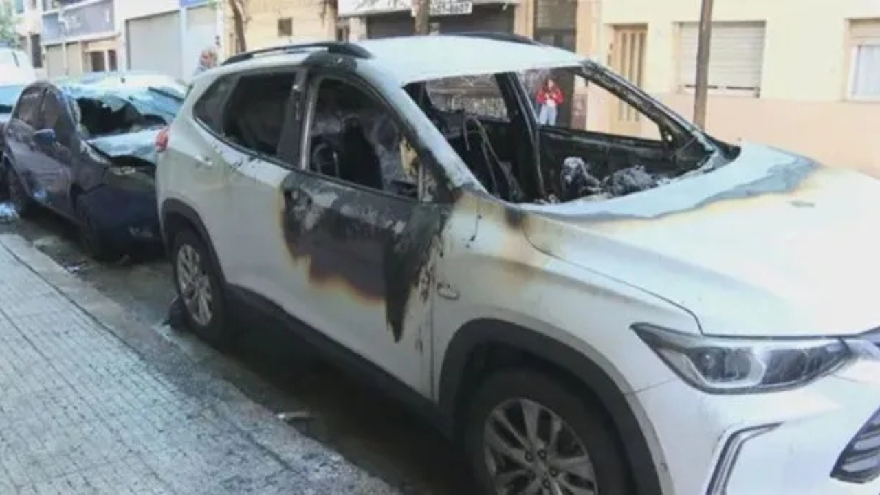 El hecho sucedió en la calle Matheu 130, entre Adolfo Alsina e Hipólito Yrigoyen.