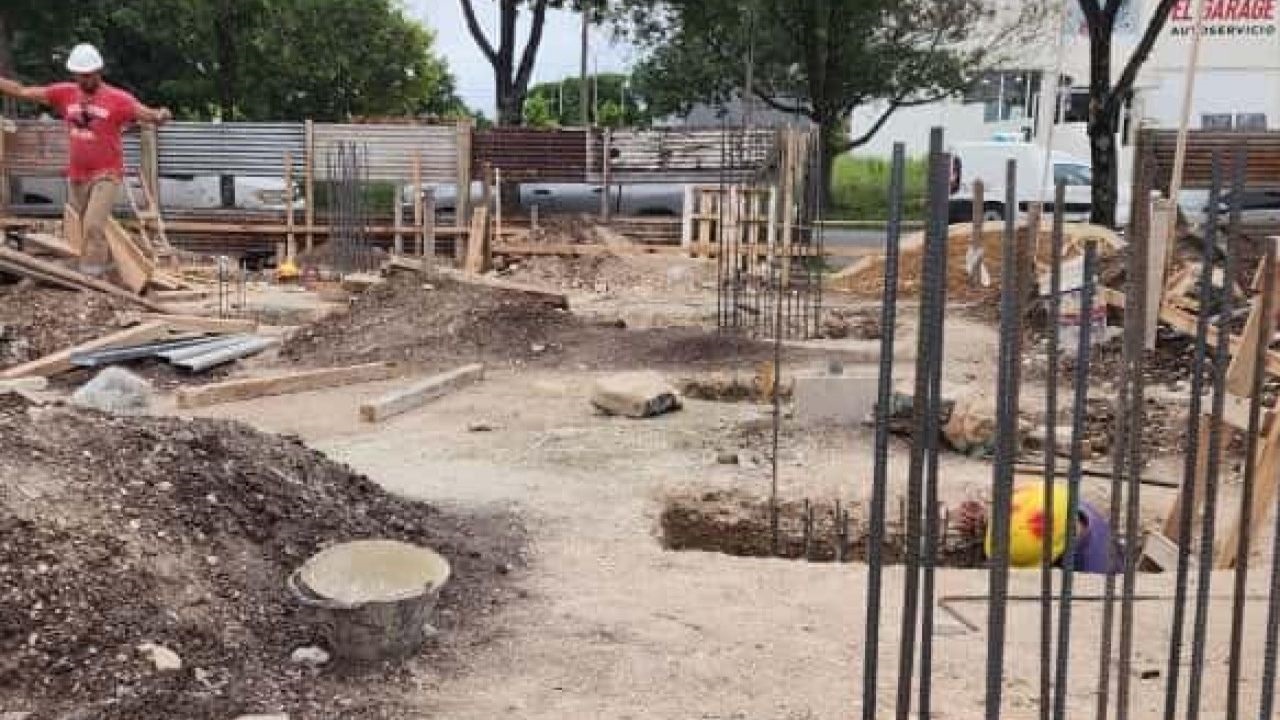 La Cámara de Apelaciones en lo Civil y Comercial de Morón confirmó la responsabilidad de una proyectista por los daños detectados en la ampliación de un centro comercial, al atribuir las fallas a decisiones de diseño y no a errores de ejecución.