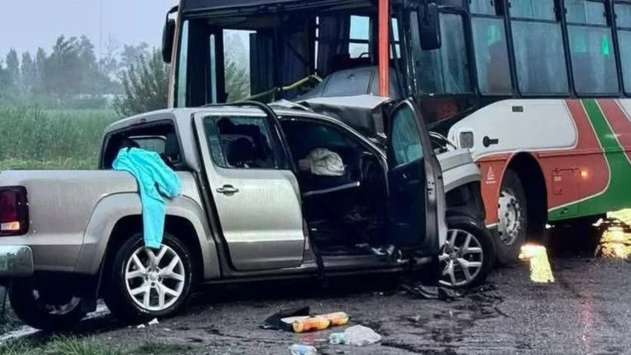 Las víctimas fueron identificadas como Juan Franco Millán, de 17 años, y Matías Raso, de 22. El siniestro, que dejó 12 heridos, ocurrió en la ruta nacional 38.