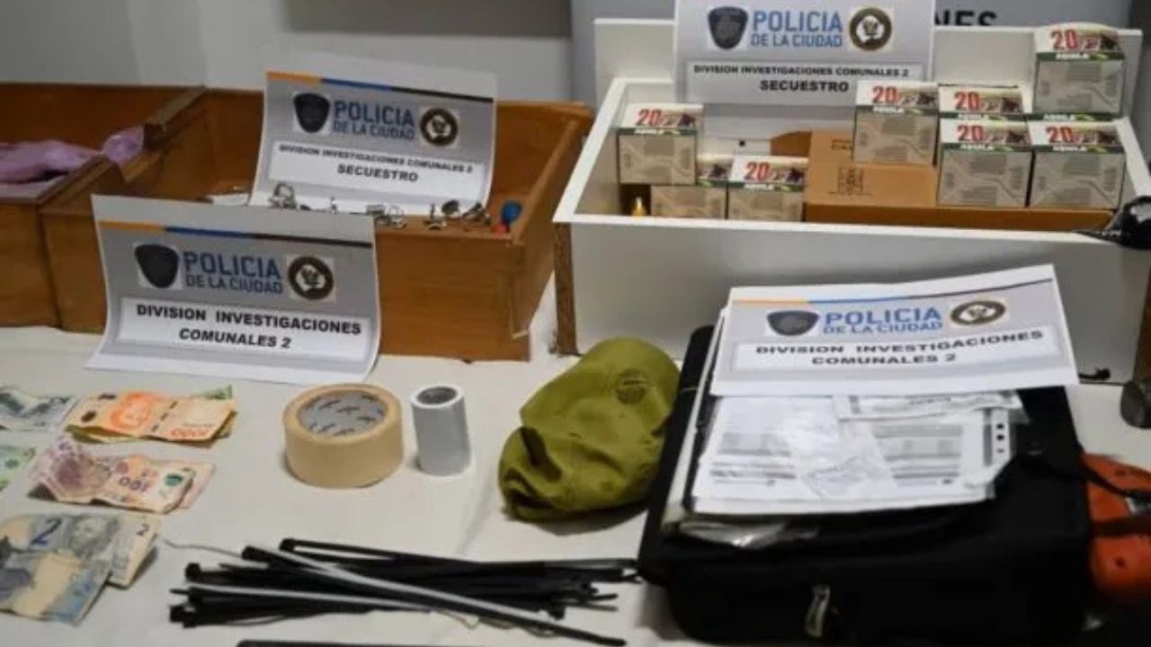 La Policía de la Ciudad detuvo a tres sospechosos acusados de ingresar a viviendas y departamentos utilizando llaves adulteradas.