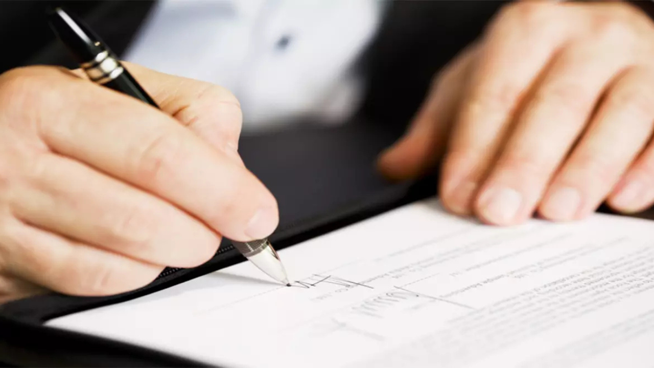 La Superintendencia de Seguros de la Nación a través de las Resoluciones RESOL-2025-337-APN-SSN#MEC, RESOL-2025-339-APN-SSN#MEC, RESOL-2025-340-APN-SSN#MEC y RESOL-2025-341-APN-SSN#MEC dispuso dar su conformidad a la Escisión, reforma del estatuto y cambio de denominación de 4 aseguradoras.