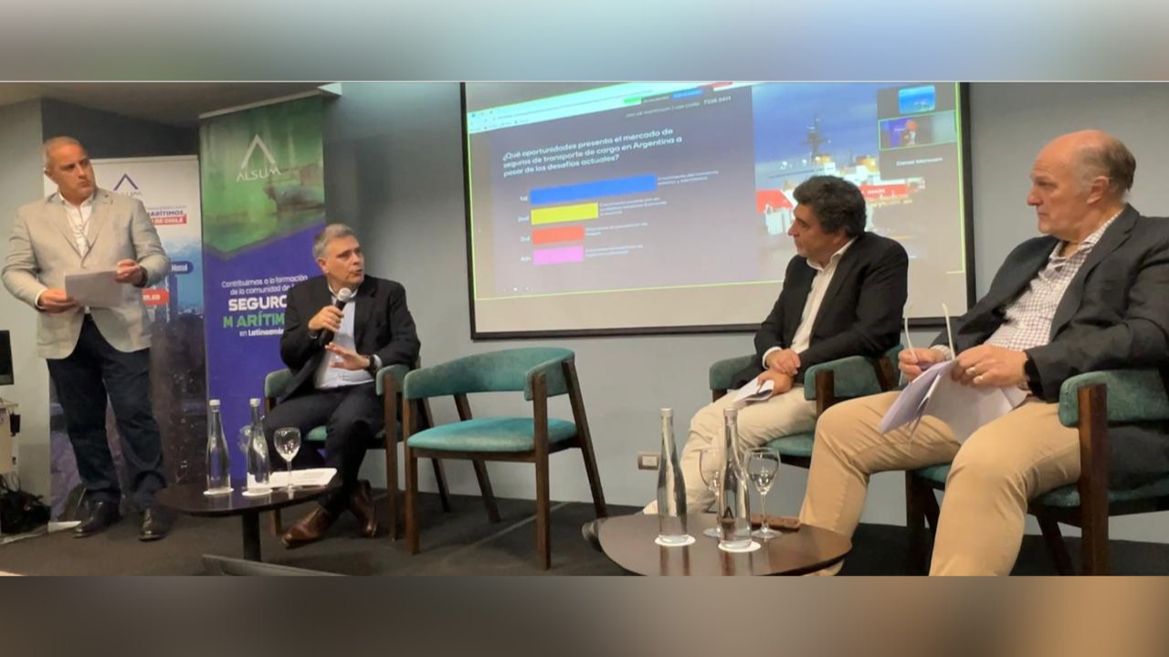 El evento se desarrolló el 27 de junio de 2024 en el hotel NH 9 de Julio. Bajo la consigna de  explorar la perspectiva del seguro de carga en Argentina, los factores que afectan la cadena logística en el mundo y cómo mitigar las pérdidas tras un siniestro , el mismo contó con el apoyo de la Asociación Argentina de Cías. de Seguros.
