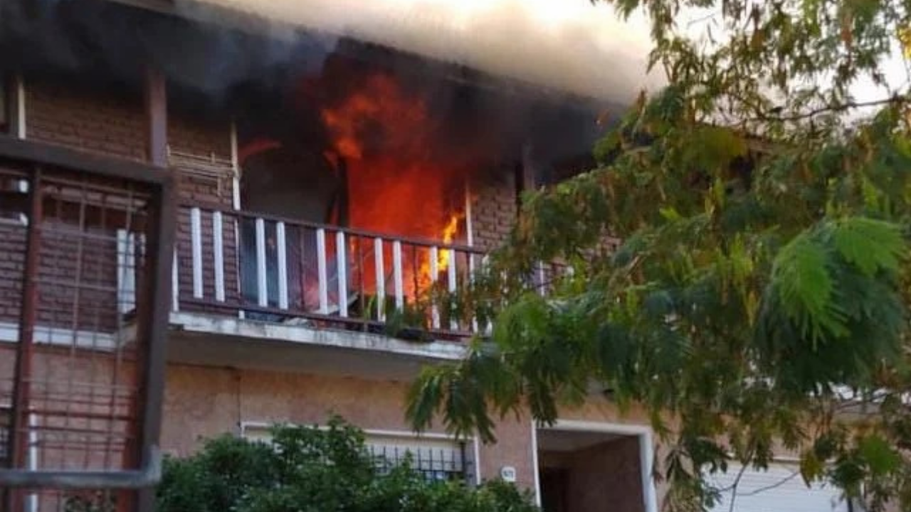 Una de las unidades habitacionales quedó totalmente destruida y otras tres tuvieron daños de diversa consideración...