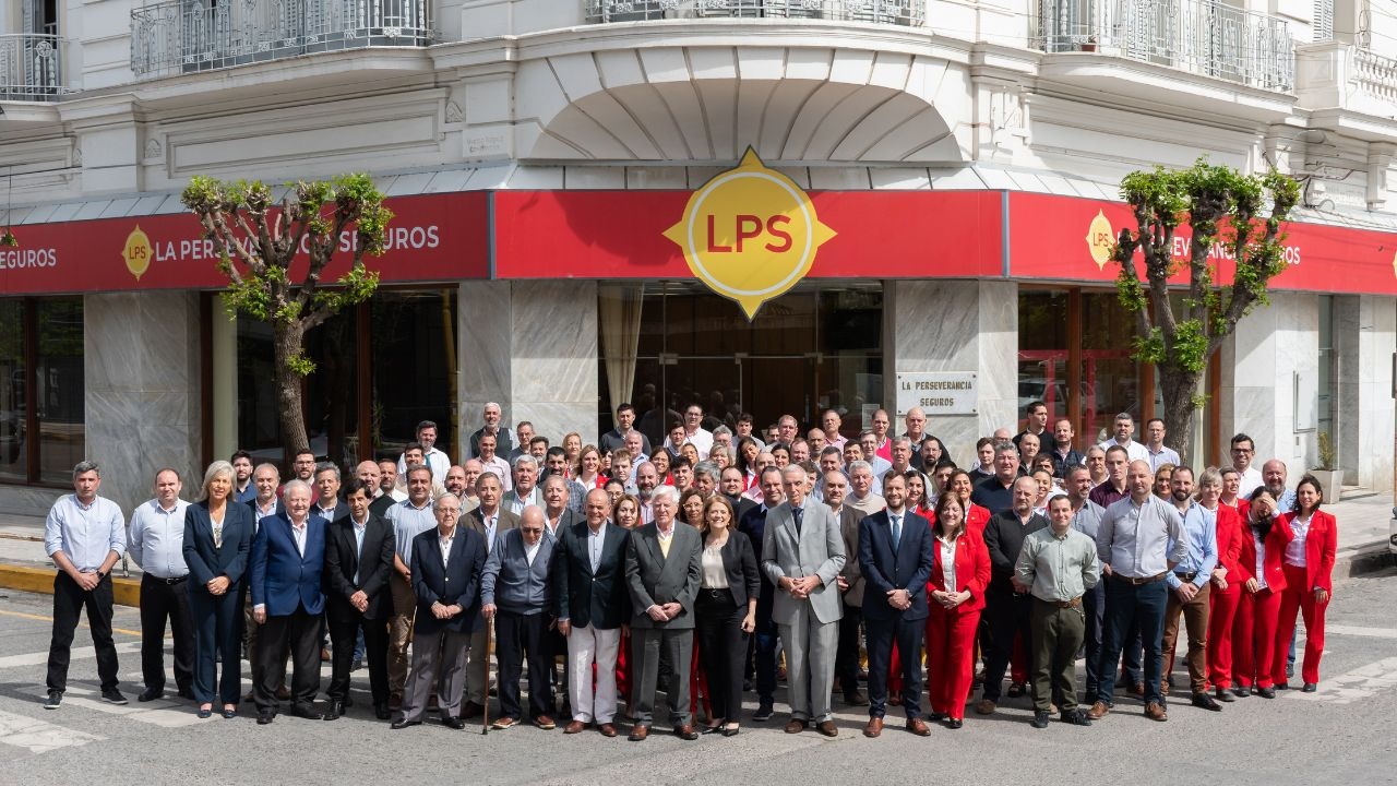 La compañía conmemora un nuevo aniversario destacando la evolución constante de sus procesos y la expansión de su red comercial.