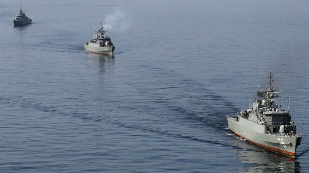 Las garantías de seguridad e indemnización anunciadas por el presidente de Estados Unidos, Donald Trump, para restablecer el tránsito marítimo en el Golfo Pérsico han sido recibidas con escepticismo por parte de la industria marítima y energética, que advierte que la magnitud del desafío supera con creces las soluciones planteadas.