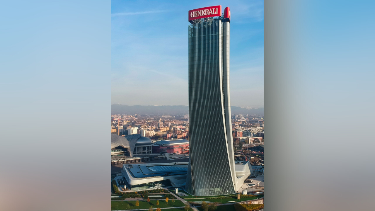 Las primas emitidas brutas alcanzaron los € 50.500 millones (+0,9%), impulsadas principalmente por el crecimiento en P&C (+7,6%).