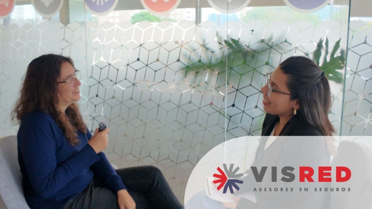 Romina Tourn, responsable del área de Experiencia del Cliente, explicó cómo la escucha activa a los clientes se convierte en un insumo estratégico para mejorar.